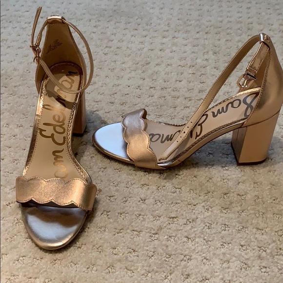 gold heels 2.5 inch